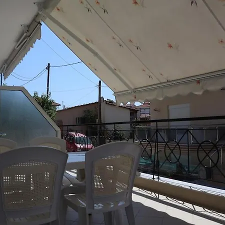 2 Bedroom Equipped Stellios شقة *