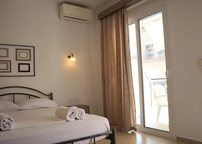 2 Bedroom Equipped Stellios Сарти